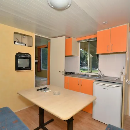 Arena Tasalera Mobile Homes 2* Premantura