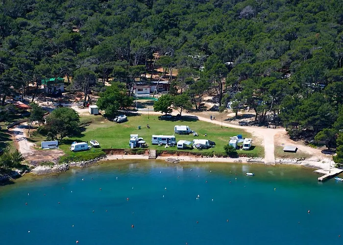 Arena Tasalera Mobile Homes Holiday park 2*