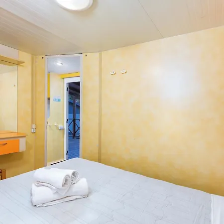 Arena Tasalera Mobile Homes Premantura
