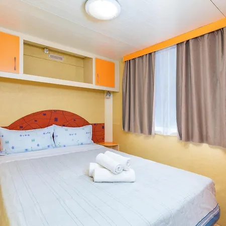 Arena Tasalera Mobile Homes Premantura