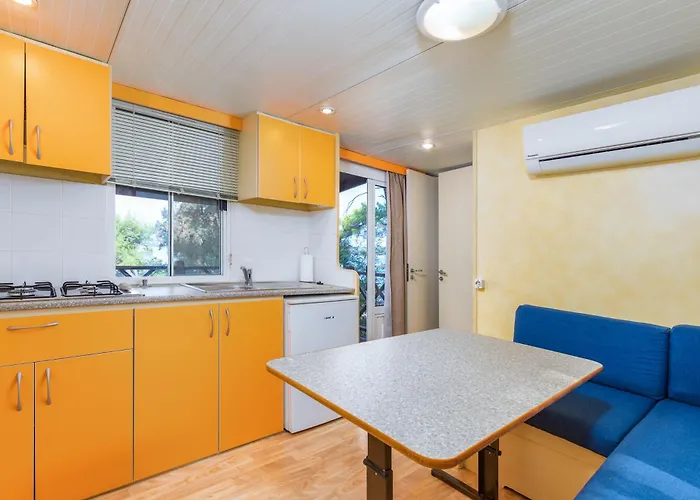 Parco vacanze Arena Tasalera Mobile Homes 2*